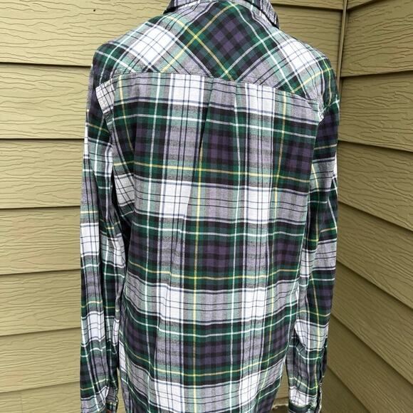 J. CREW women’s size 12 T, button-down flannel shirt with chest pockets - Picture 4 of 6